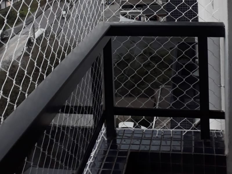 Redes de segurança em prédios em Jundiaí