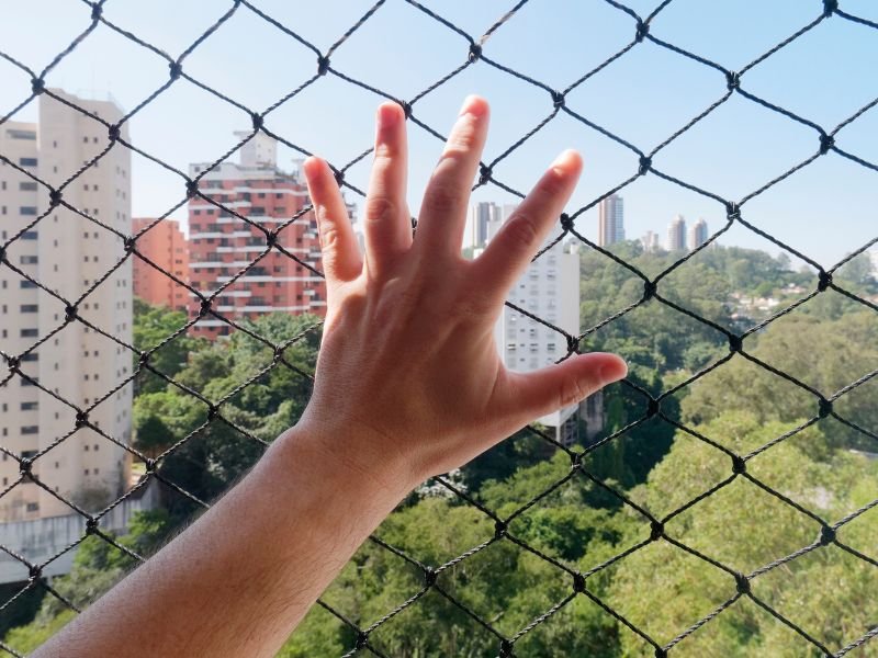 Redes de proteção anti-pombos em Jundiaí